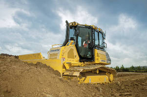 Intelligent Machine Control Dozer Equipped with fully automatic blade control